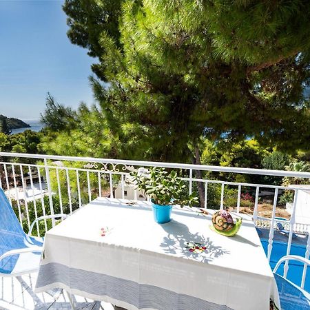Lions Apartments Poros Town Luaran gambar