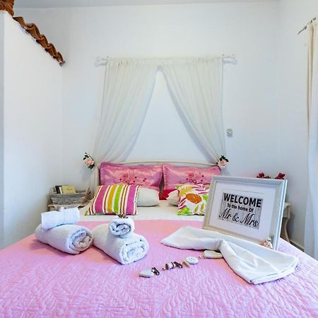 Lions Apartments Poros Town Luaran gambar